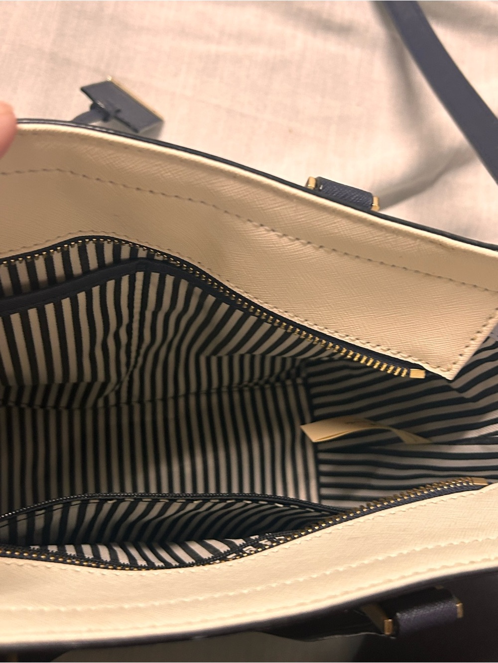 Kate Spade Cream & Blue Leather Tote with Detachable Strap - Picture 5 of 8